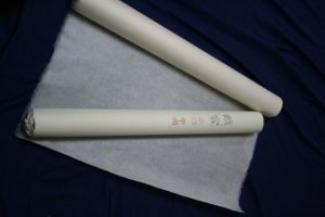 美濃和紙　障子紙　わらび　伝統表装　薄美濃　美須紙　宇田紙　表装直し　しみ抜き 裏打ち　鳥の子　離宮　松苑　御幸　布裏　本紙裏　総裏　ホットメルト　　　　　　　とうき軸先　潤のり　防虫香　潤印　下張り　七福　聚楽　寒牡丹　月印雪印　 梅月　雲龍紙　提灯紙　落水紙　紅葉　笹　　楮紙　　　後藤紙店　ごかみ